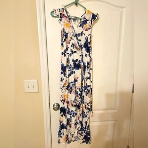 Floral Sleeveless Maxi Dress